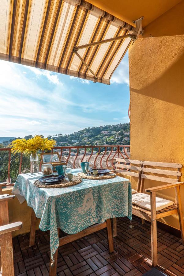 L'Odyssee Provencale, Un Duplex De Charme De 2 Chambres Au Pied Du Village Medieval De Bormes-Les-Mimosas, Offrant Des Prestations Haut De Gamme Et Une Superbe Vue Sur Le Massif Des Maures Exteriör bild